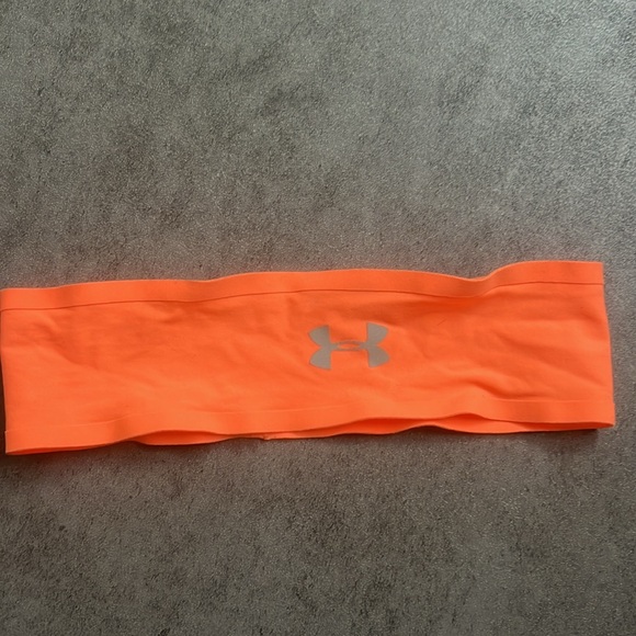 Under armor headband - Picture 2 of 3